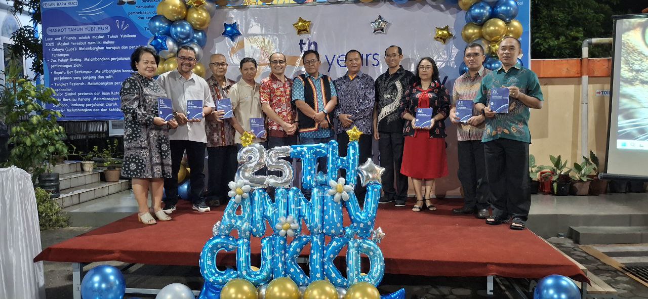 Peluncuran Buku 25 tahun Perjalanan CU Keluarga Kudus